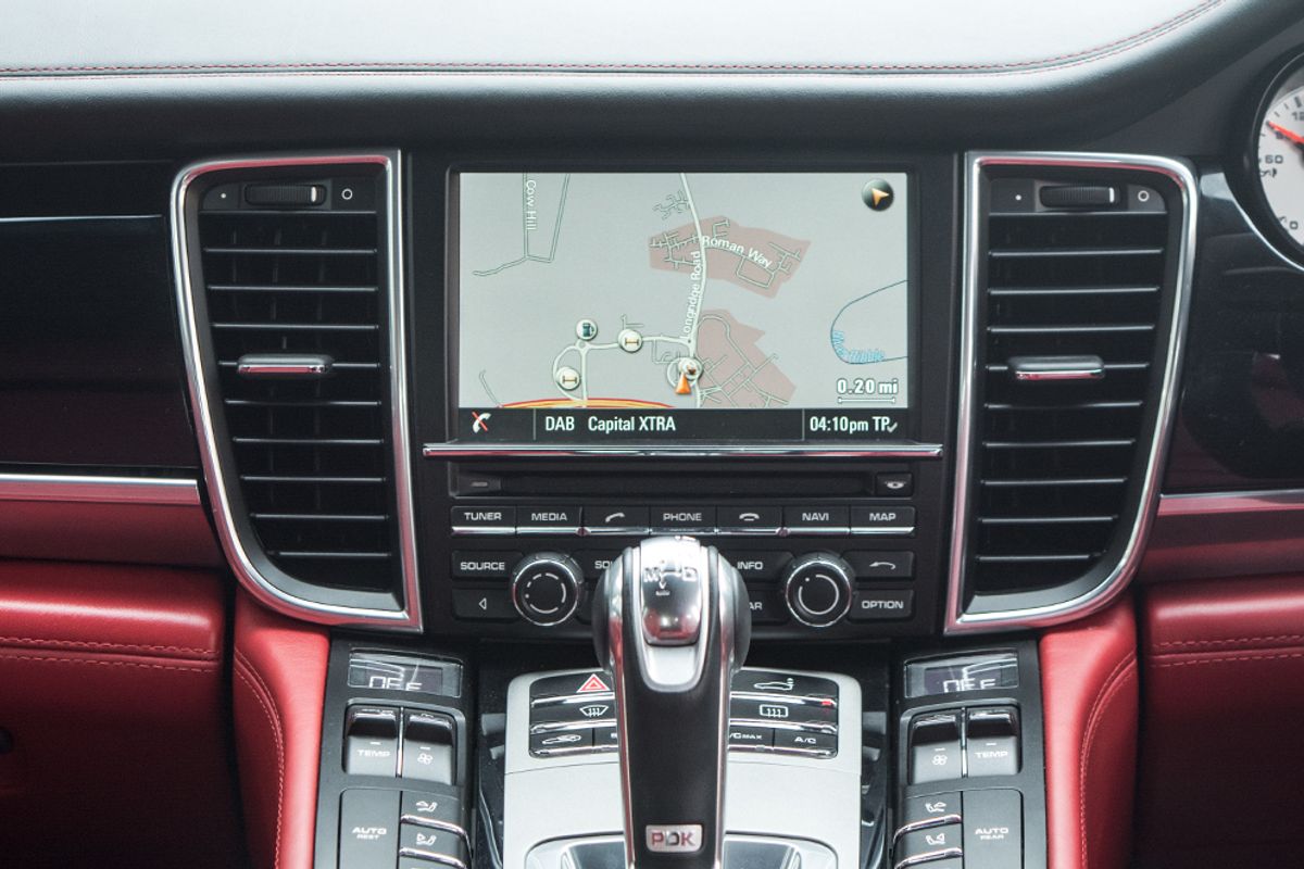 PORSCHE PANAMERA SALOON 4.8 V8 Turbo PDK by Hamann