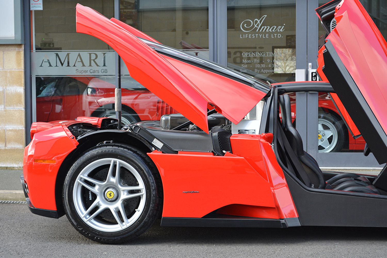 FERRARI ENZO COUPE 2dr
