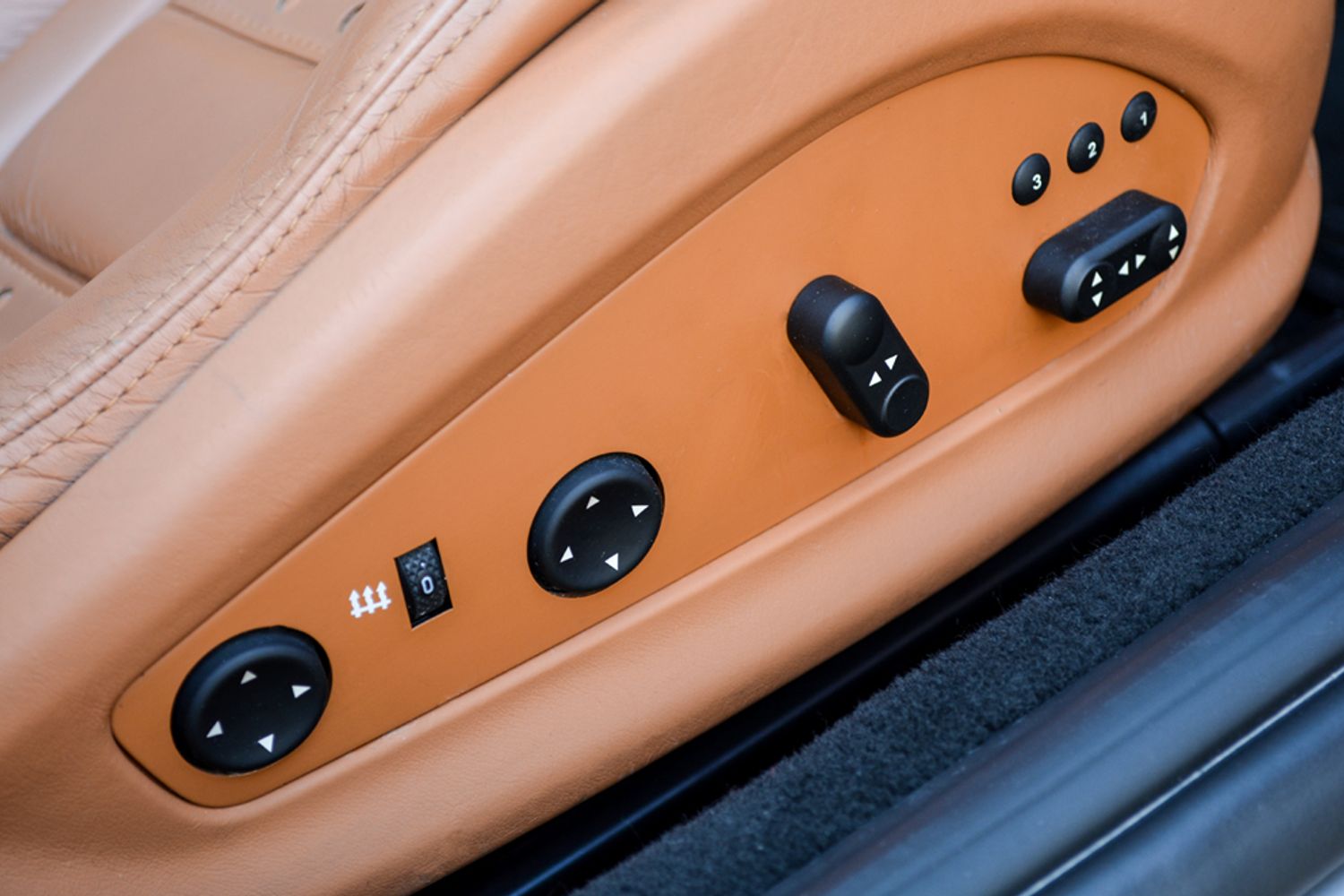 FERRARI CALIFORNIA CONVERTIBLE 2+ F1