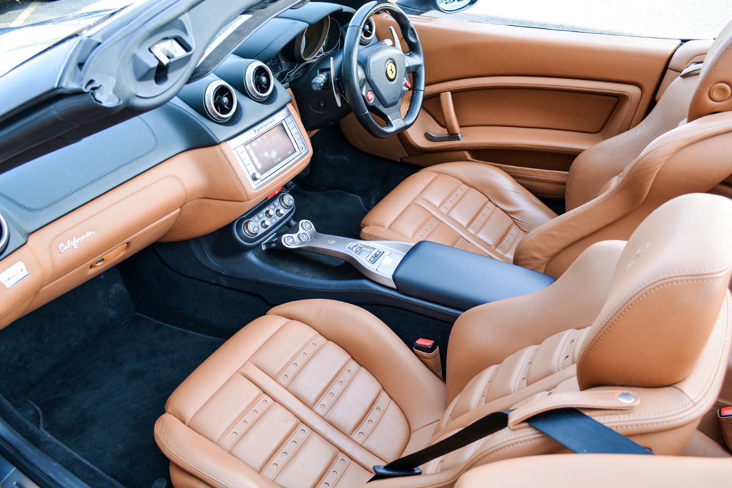 FERRARI CALIFORNIA CONVERTIBLE 2+ F1