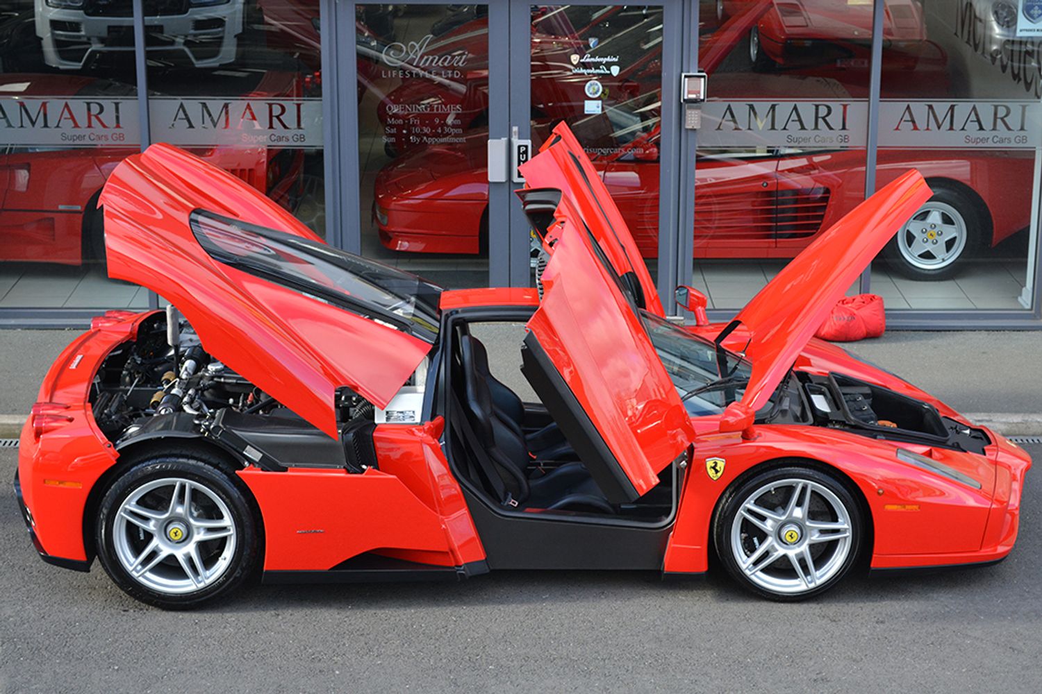 FERRARI ENZO COUPE 2dr