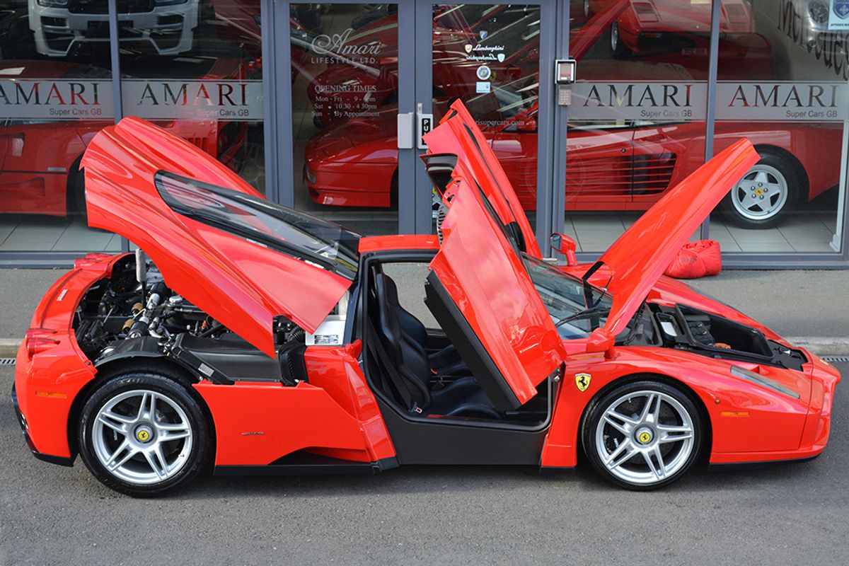 FERRARI ENZO COUPE 2dr