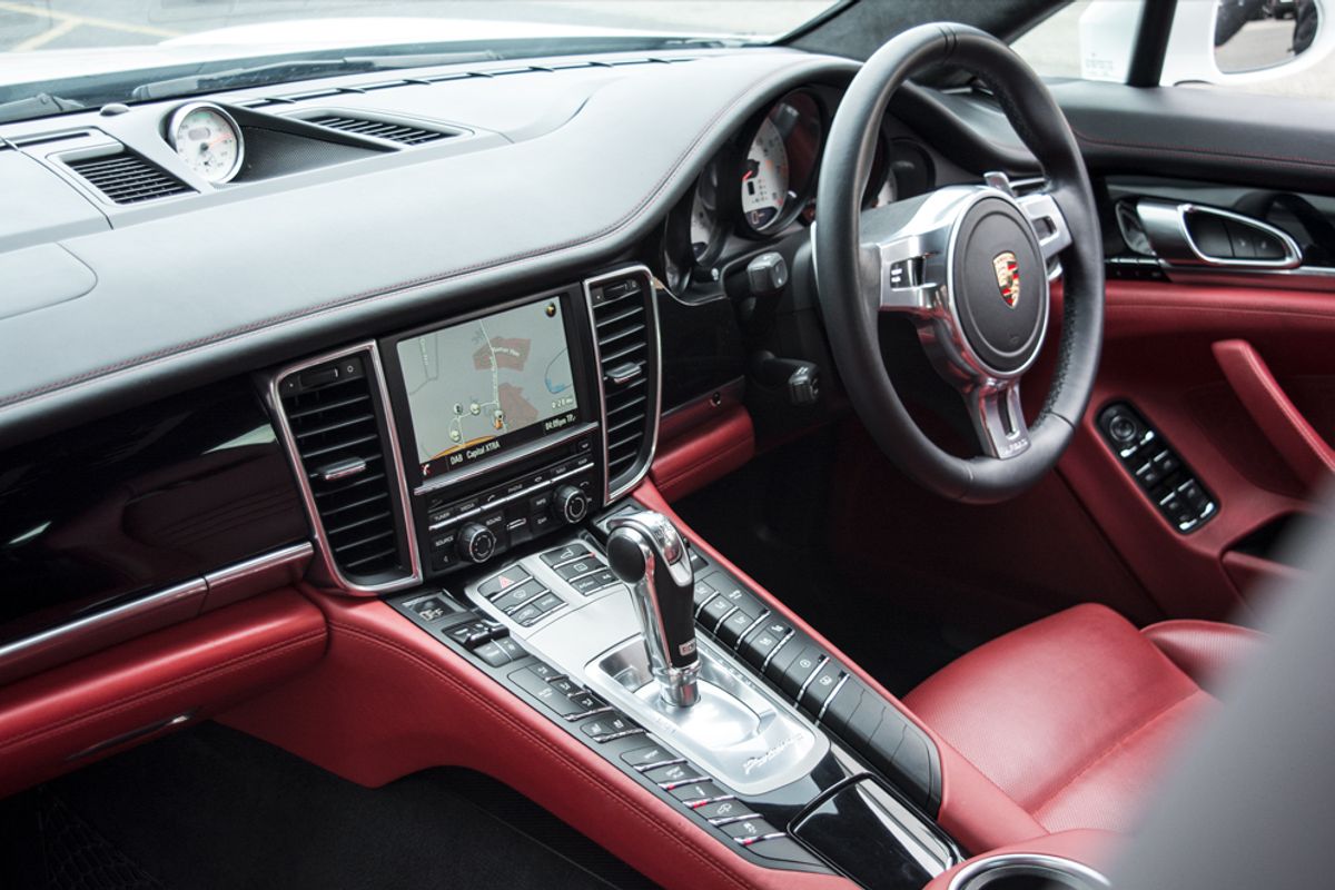 PORSCHE PANAMERA SALOON 4.8 V8 Turbo PDK by Hamann