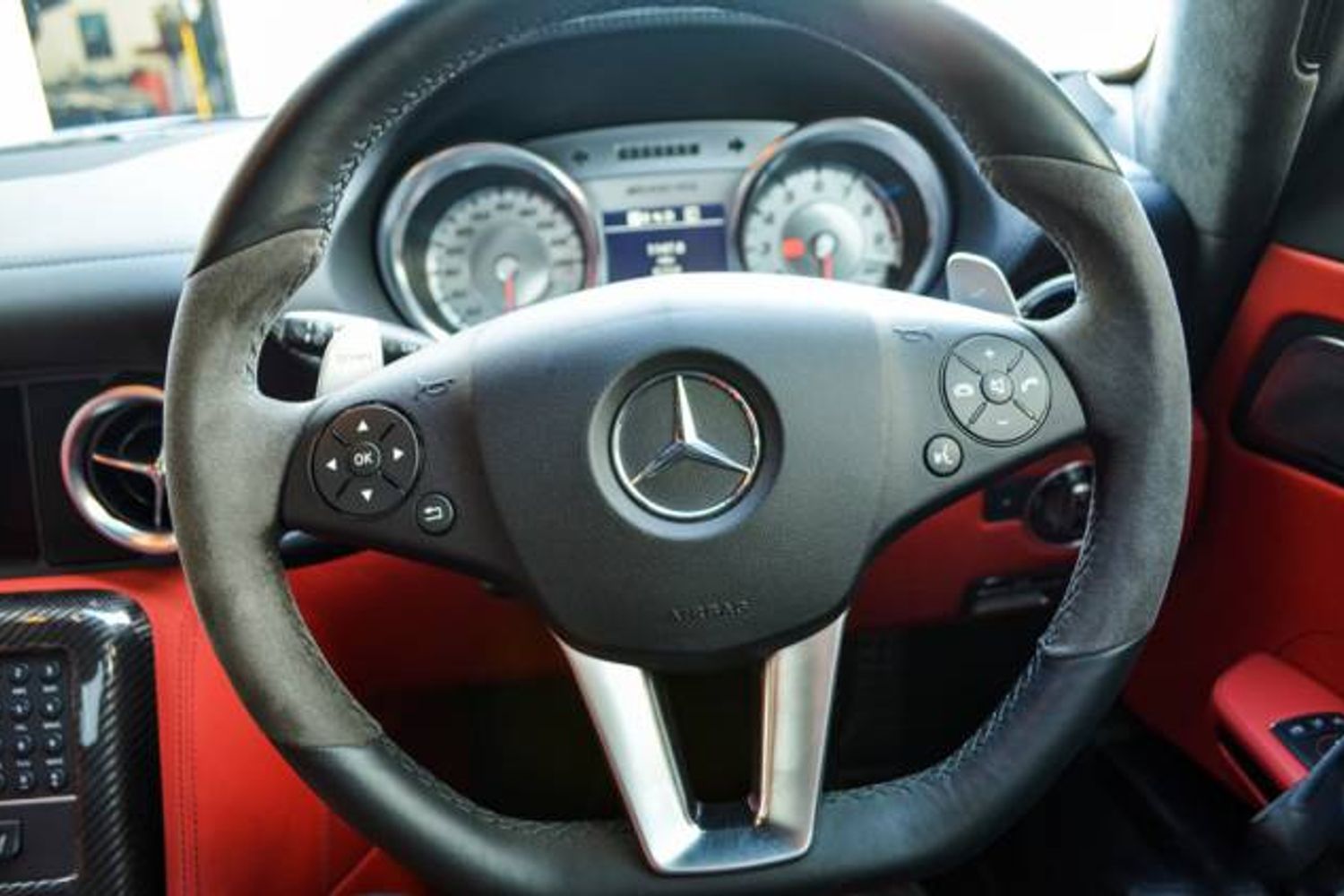 MERCEDES-BENZ SLS AMG COUPE SLS 63 Auto