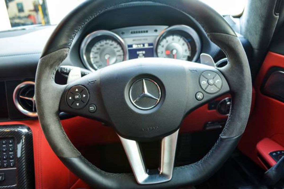 MERCEDES-BENZ SLS AMG COUPE SLS 63 Auto