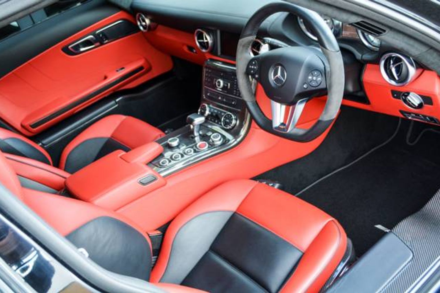 MERCEDES-BENZ SLS AMG COUPE SLS 63 Auto