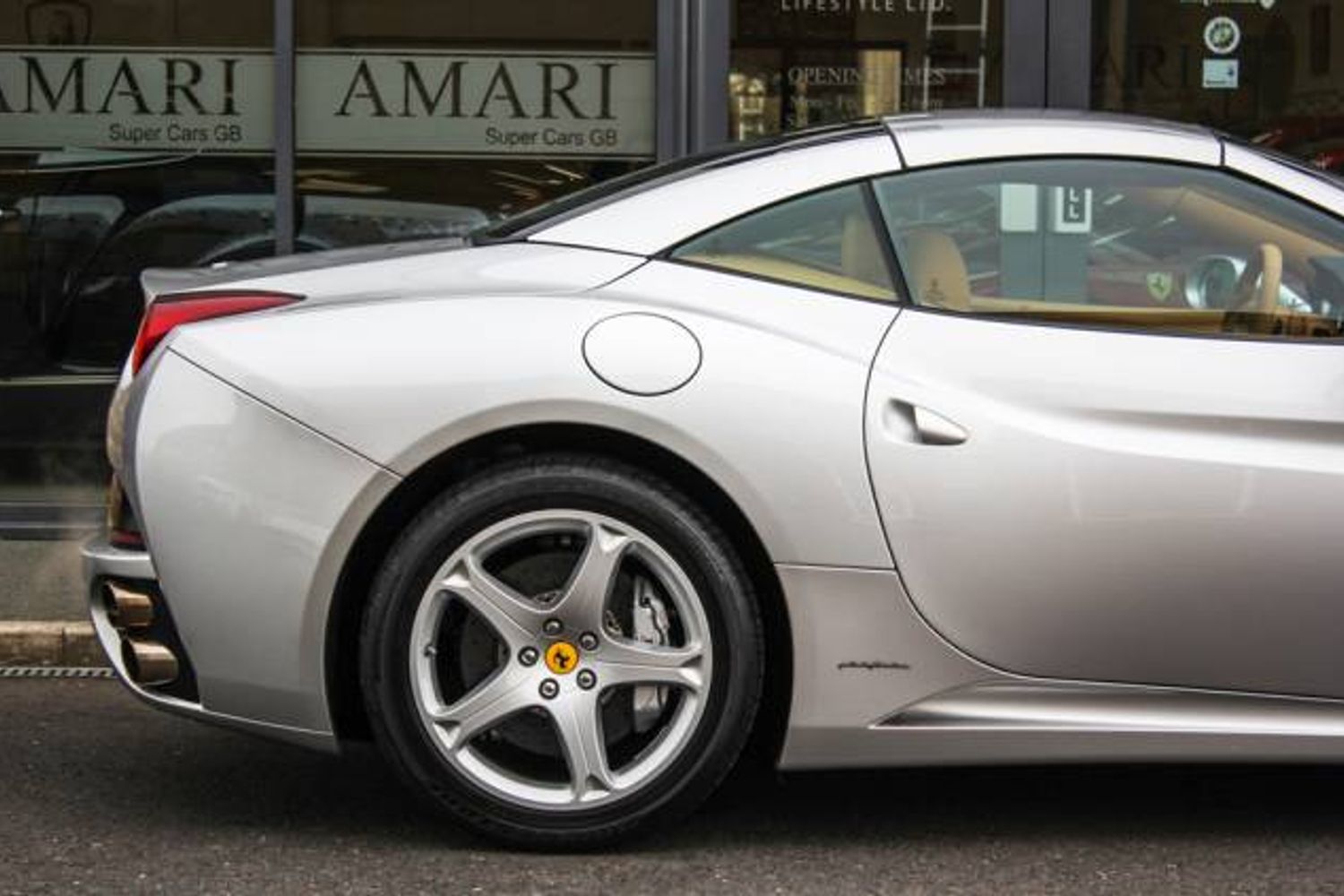 FERRARI CALIFORNIA CONVERTIBLE 2+ F1 Auto [HELE]