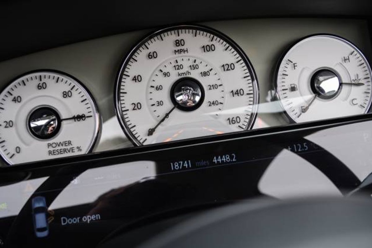 ROLLS-ROYCE GHOST SALOON 4dr Auto