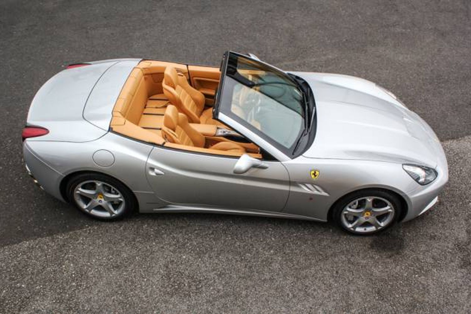 FERRARI CALIFORNIA CONVERTIBLE 2+ F1 Auto [HELE]