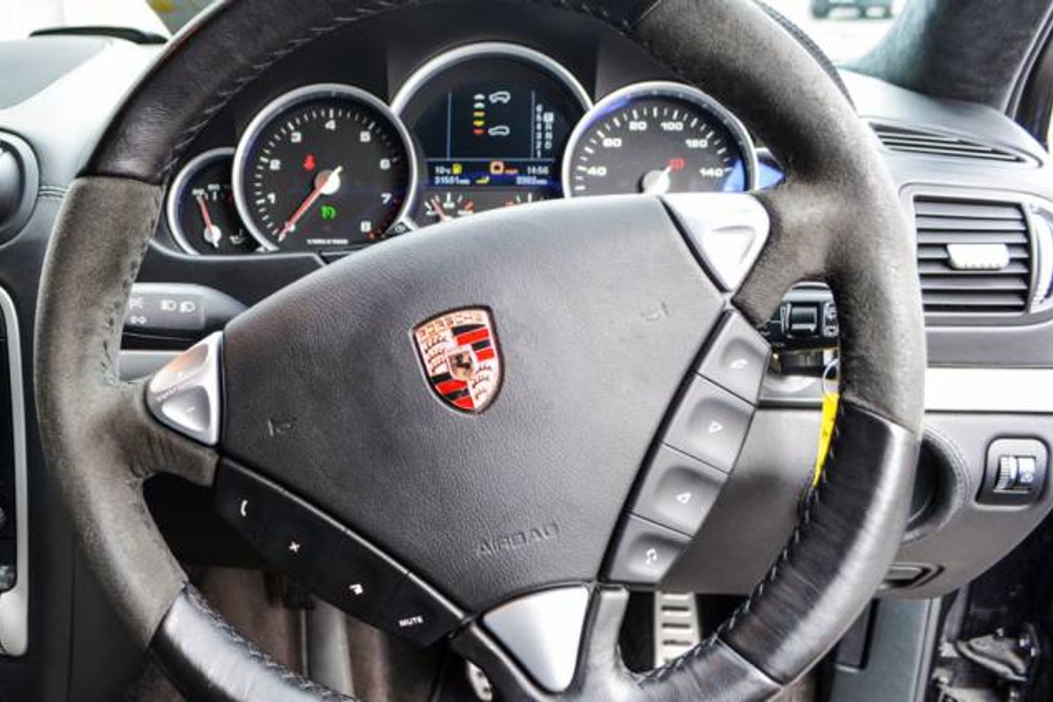 PORSCHE CAYENNE ESTATE Turbo Tiptronic S