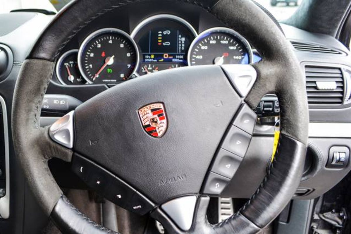 PORSCHE CAYENNE ESTATE Turbo Tiptronic S