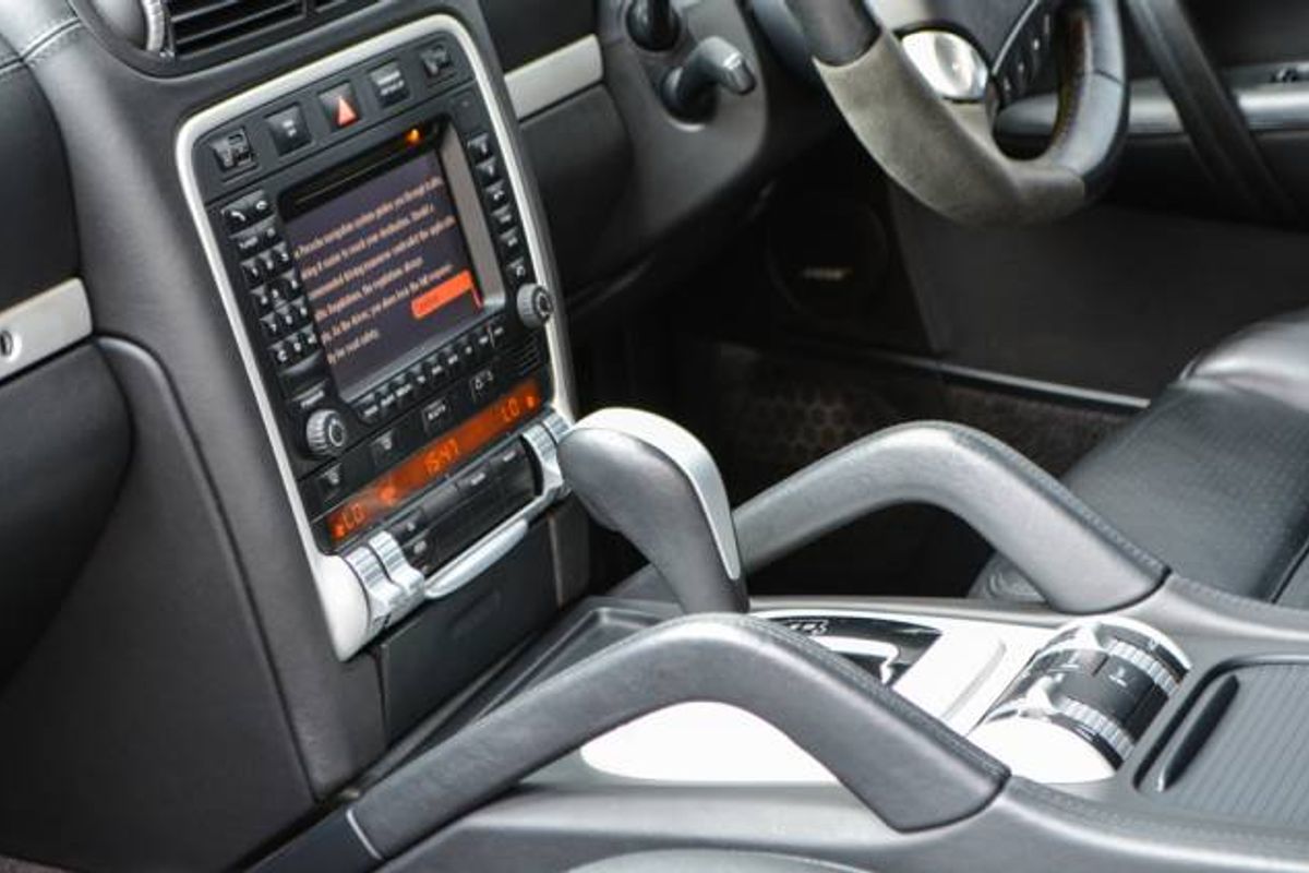 PORSCHE CAYENNE ESTATE Turbo Tiptronic S