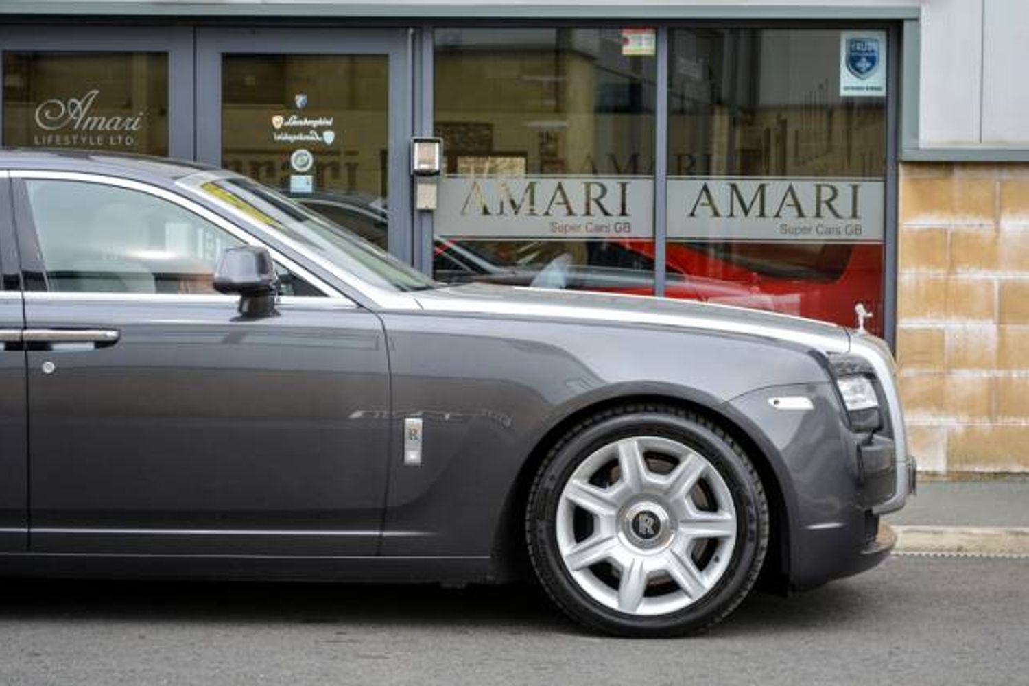 ROLLS-ROYCE GHOST SALOON 4dr Auto