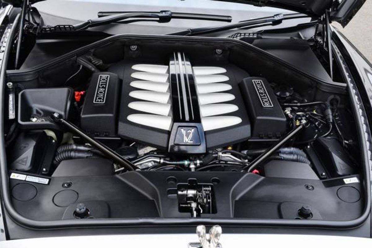 ROLLS-ROYCE GHOST SALOON 4dr Auto