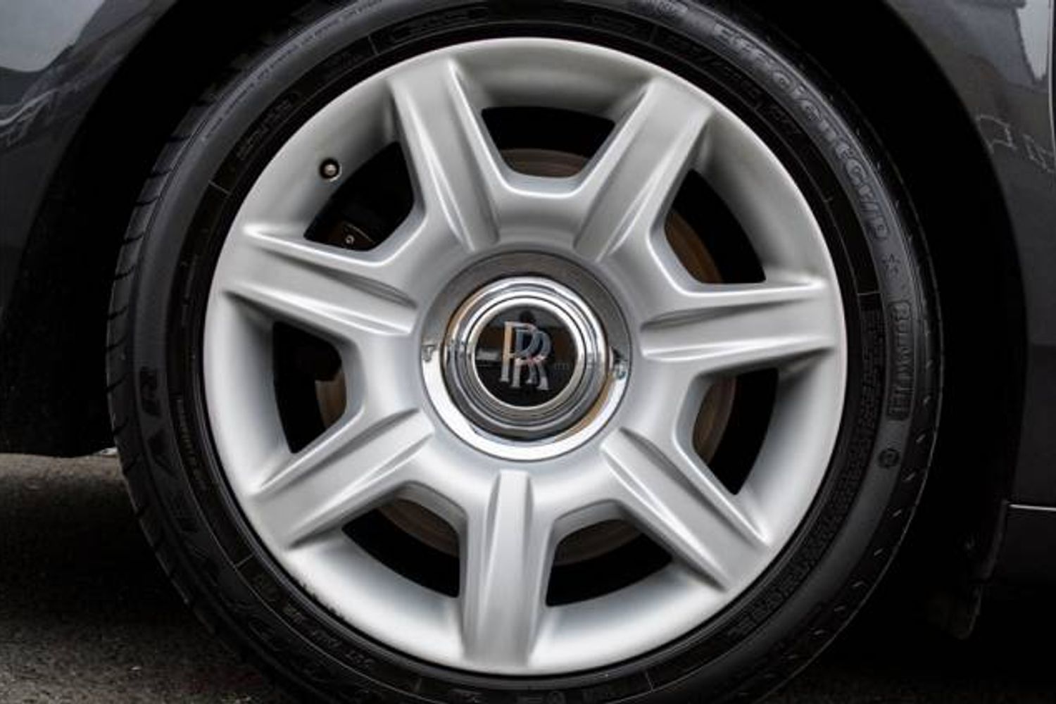 ROLLS-ROYCE GHOST SALOON 4dr Auto