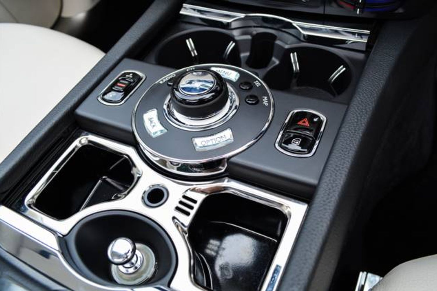 ROLLS-ROYCE GHOST SALOON 4dr Auto