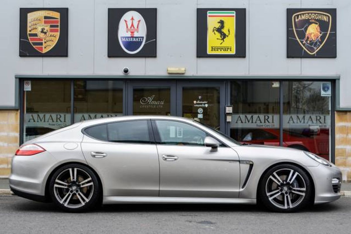 PORSCHE PANAMERA DIESEL SALOON 3.0 V6 Diesel Tiptronic S