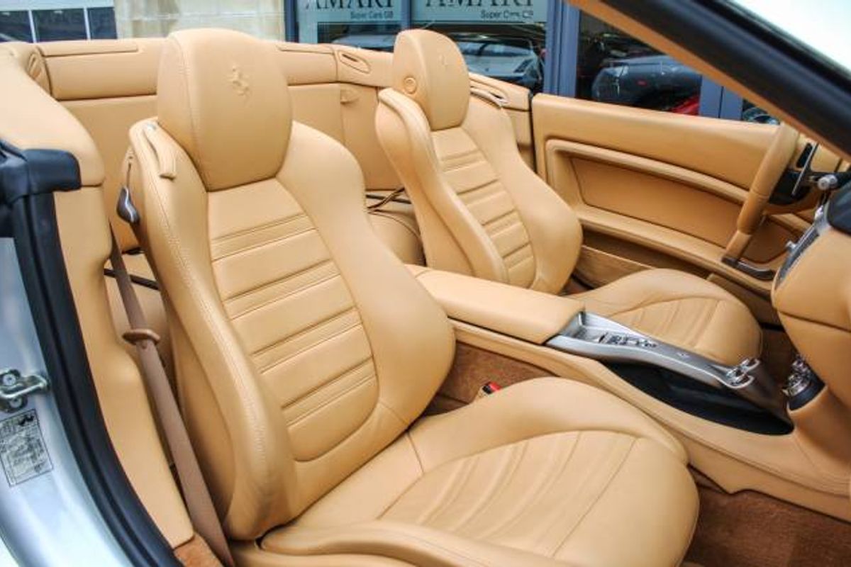 FERRARI CALIFORNIA CONVERTIBLE 2+ F1 Auto [HELE]