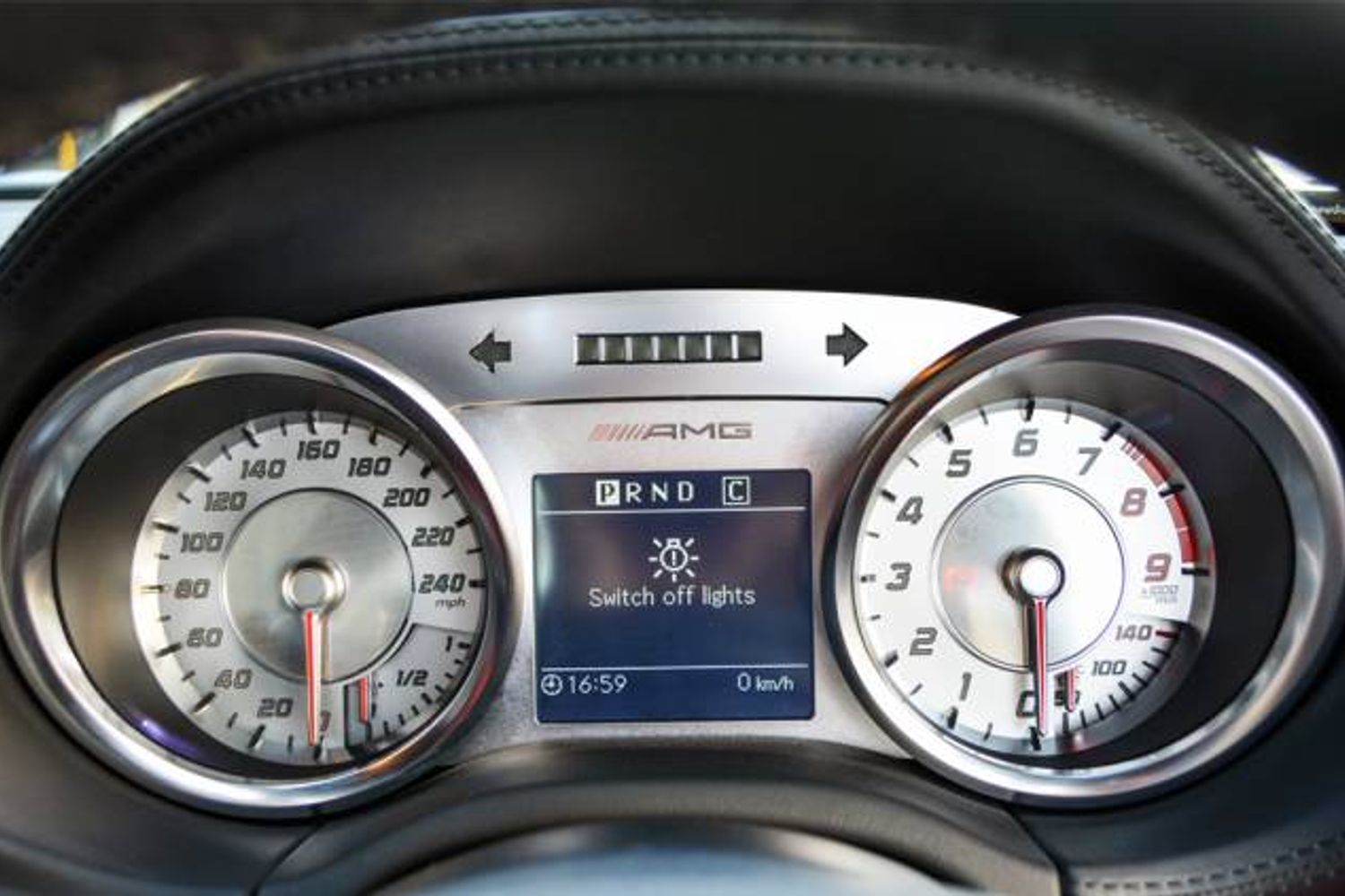 MERCEDES-BENZ SLS AMG COUPE SLS 63 Auto