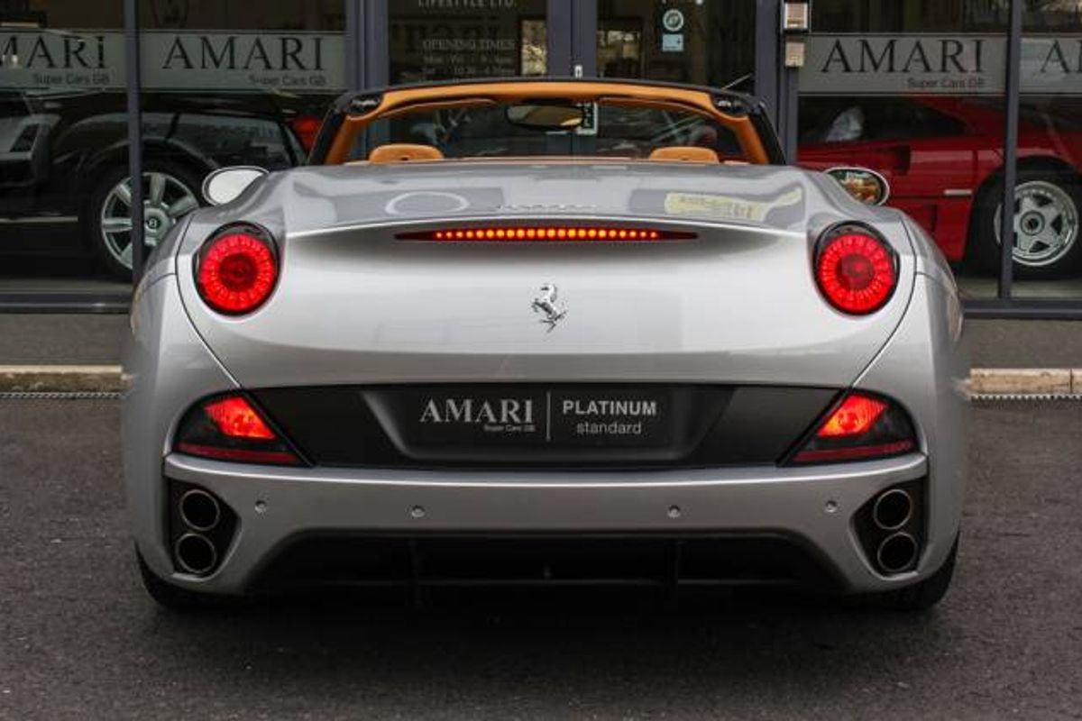 FERRARI CALIFORNIA CONVERTIBLE 2+ F1 Auto [HELE]