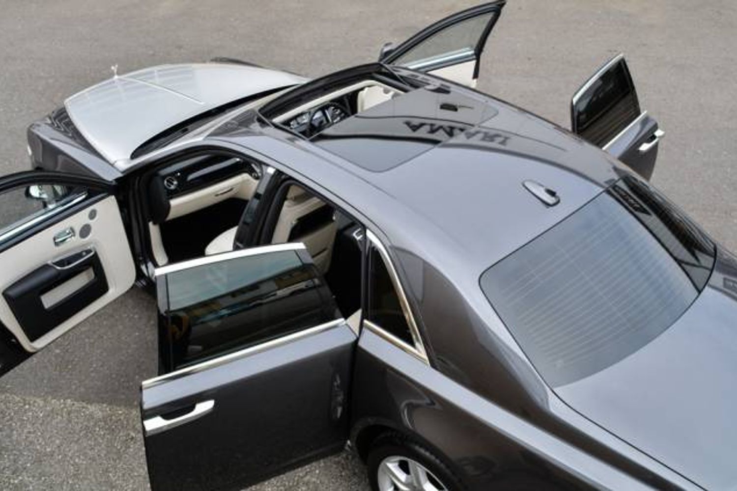 ROLLS-ROYCE GHOST SALOON 4dr Auto