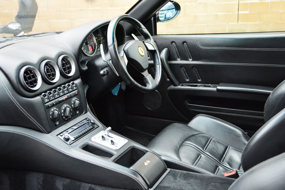 FERRARI 575M COUPE Maranello F1 Auto