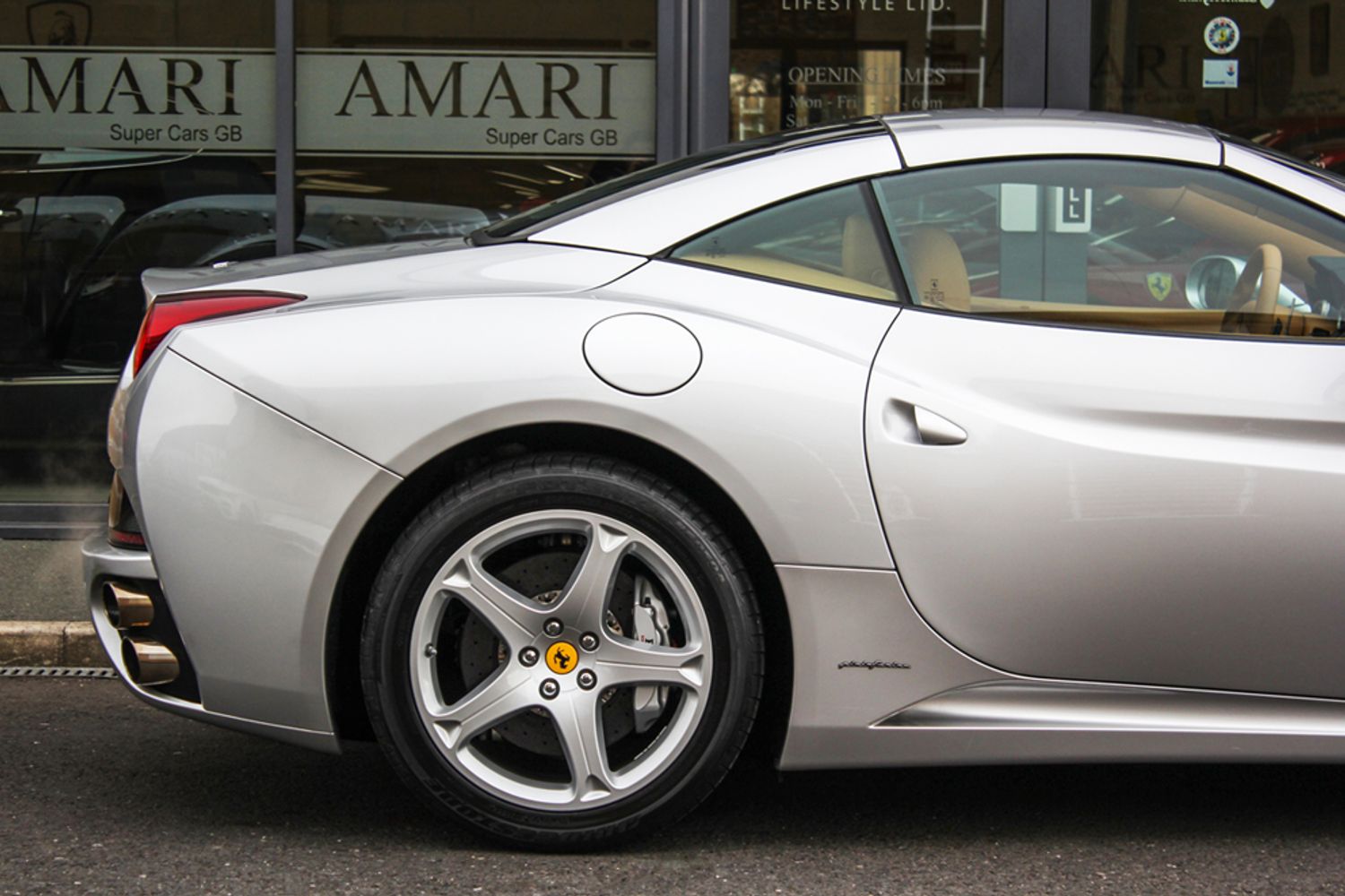 FERRARI CALIFORNIA CONVERTIBLE 2+ F1 Auto [HELE]