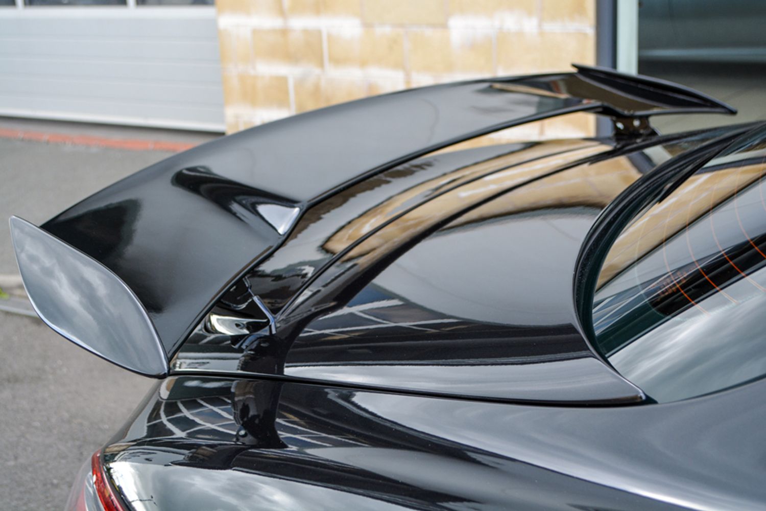 MERCEDES-BENZ SLS AMG COUPE SLS 63 Auto