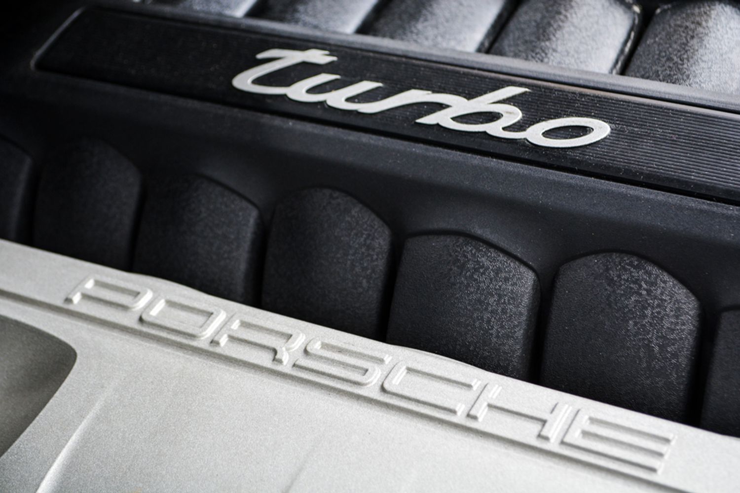PORSCHE CAYENNE ESTATE Turbo Tiptronic S