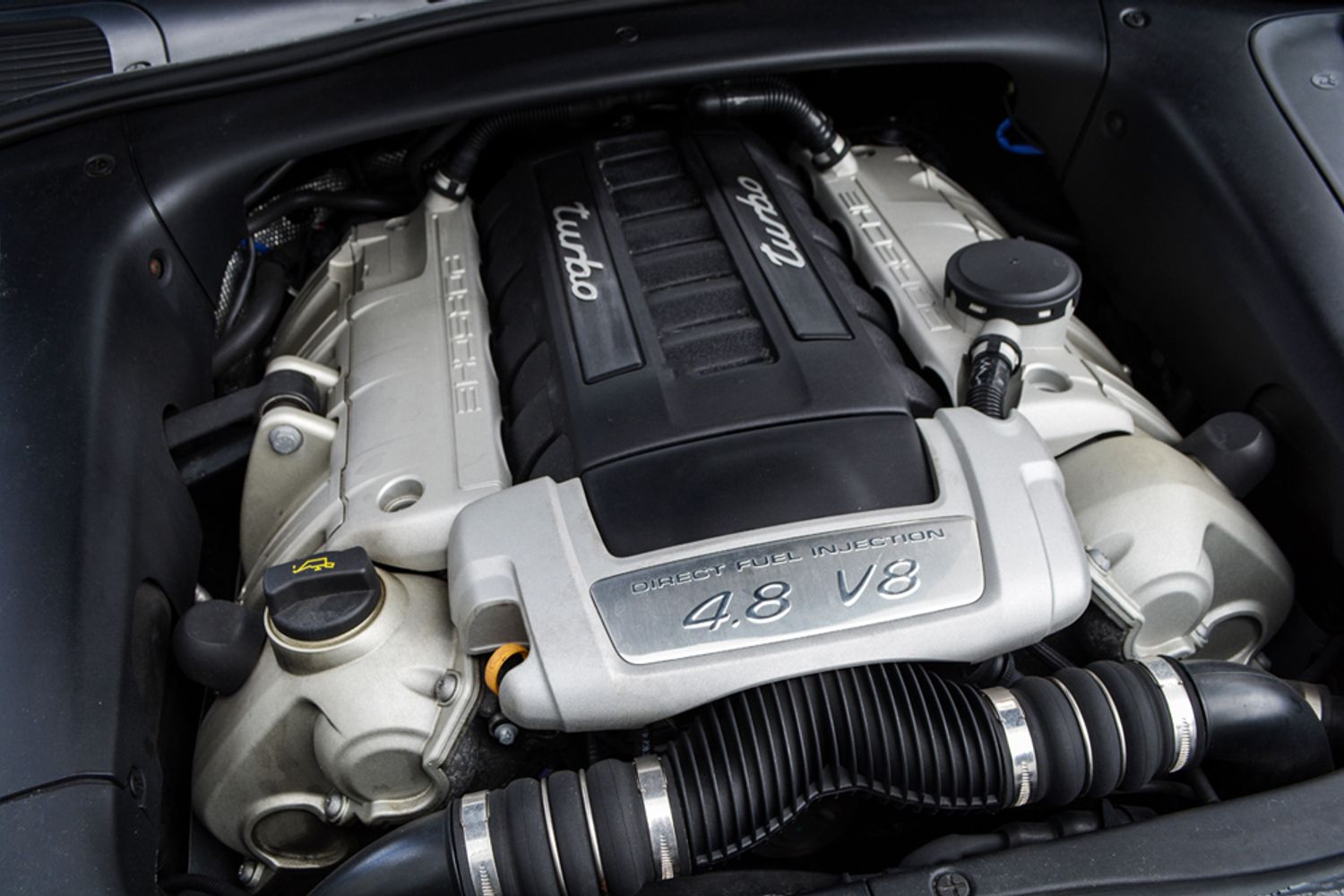 PORSCHE CAYENNE ESTATE Turbo Tiptronic S
