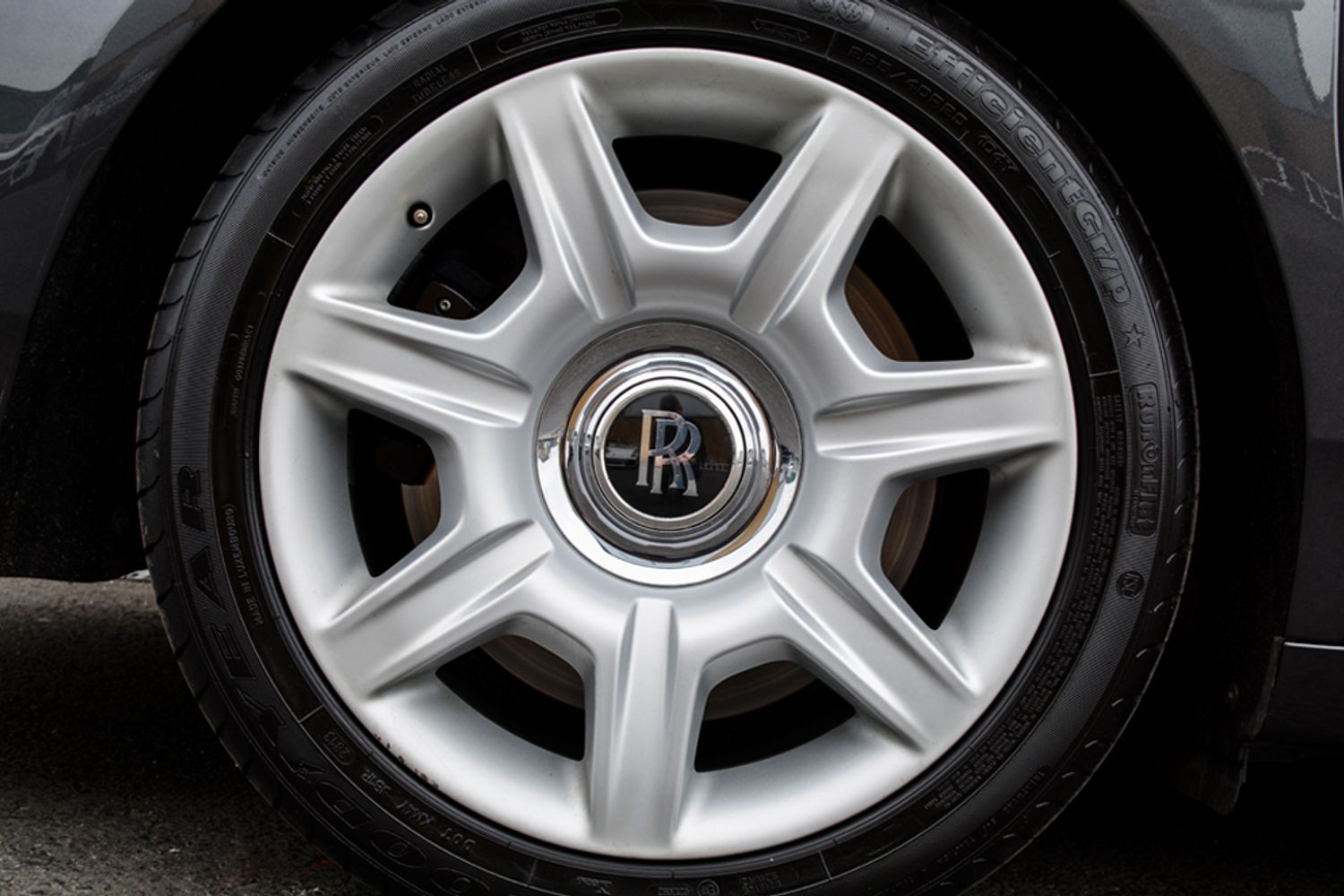 ROLLS-ROYCE GHOST SALOON 4dr Auto