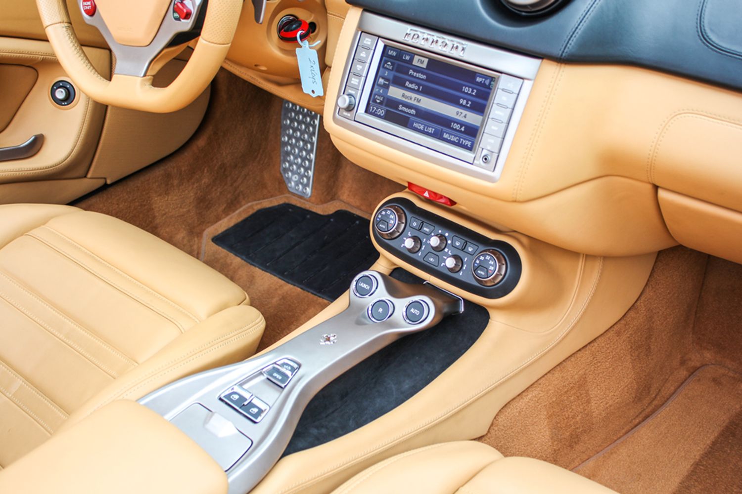 FERRARI CALIFORNIA CONVERTIBLE 2+ F1 Auto [HELE]