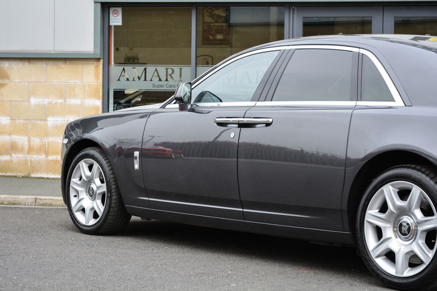 ROLLS-ROYCE GHOST SALOON 4dr Auto