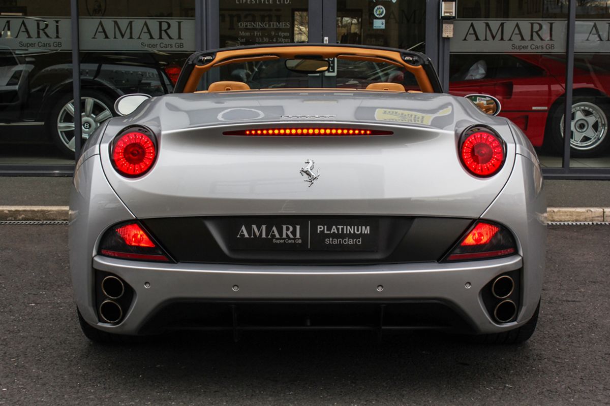 FERRARI CALIFORNIA CONVERTIBLE 2+ F1 Auto [HELE]