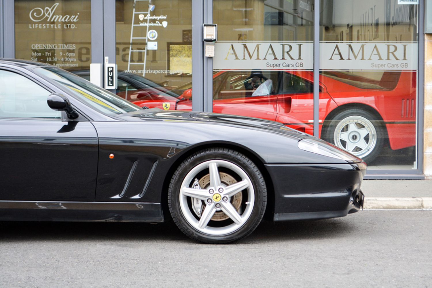 FERRARI 575M COUPE Maranello F1 Auto