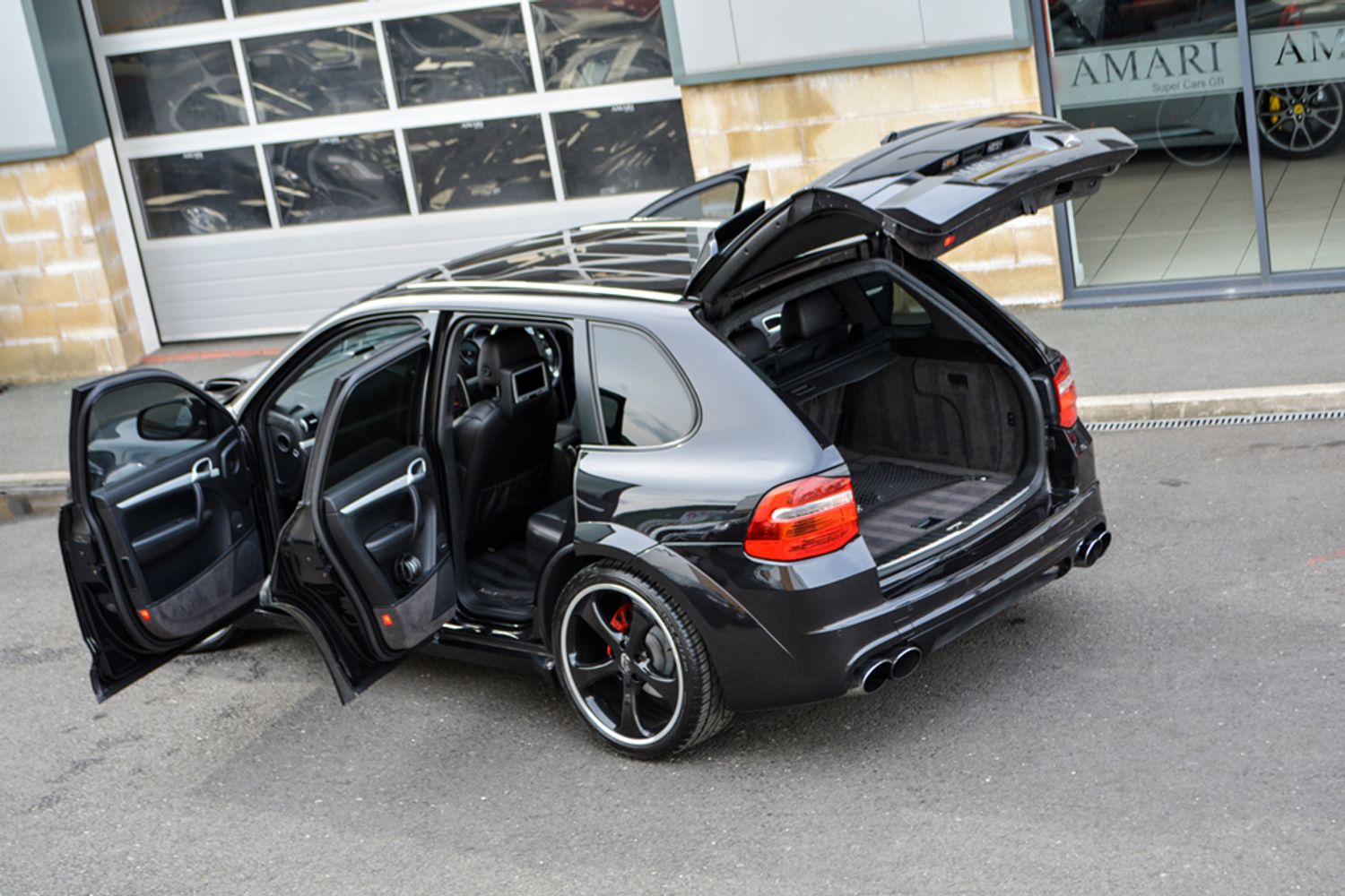 PORSCHE CAYENNE ESTATE Turbo Tiptronic S