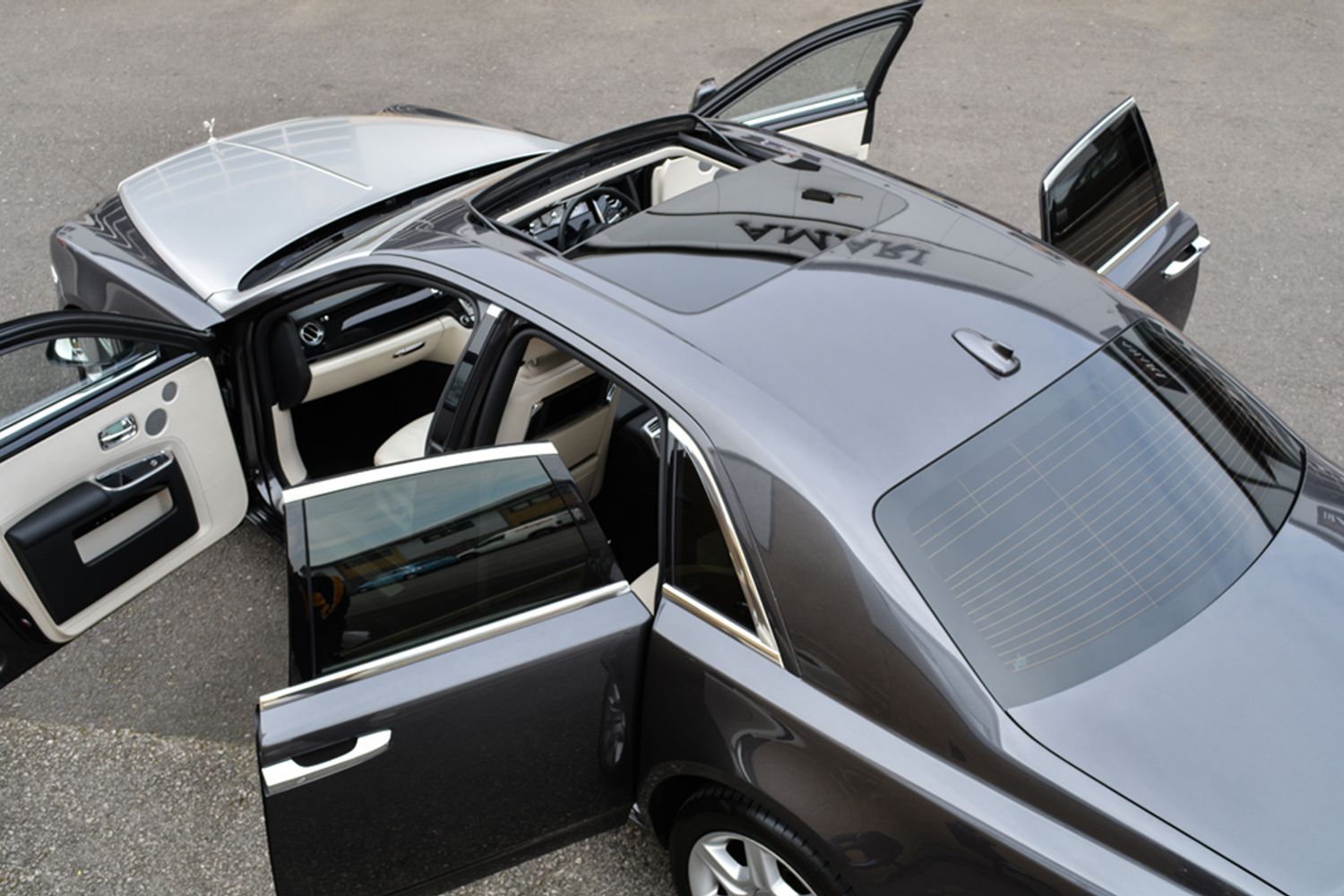 ROLLS-ROYCE GHOST SALOON 4dr Auto