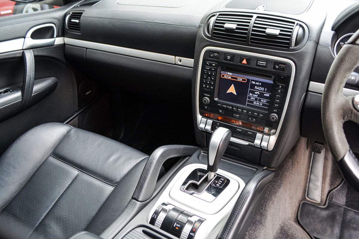 PORSCHE CAYENNE ESTATE Turbo Tiptronic S