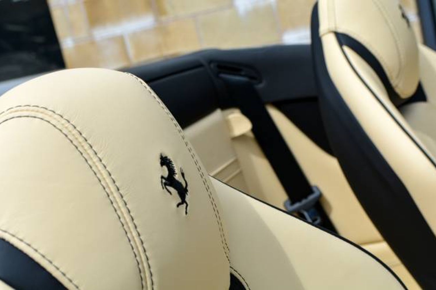 FERRARI CALIFORNIA California 3.9 T (Start/Stop)