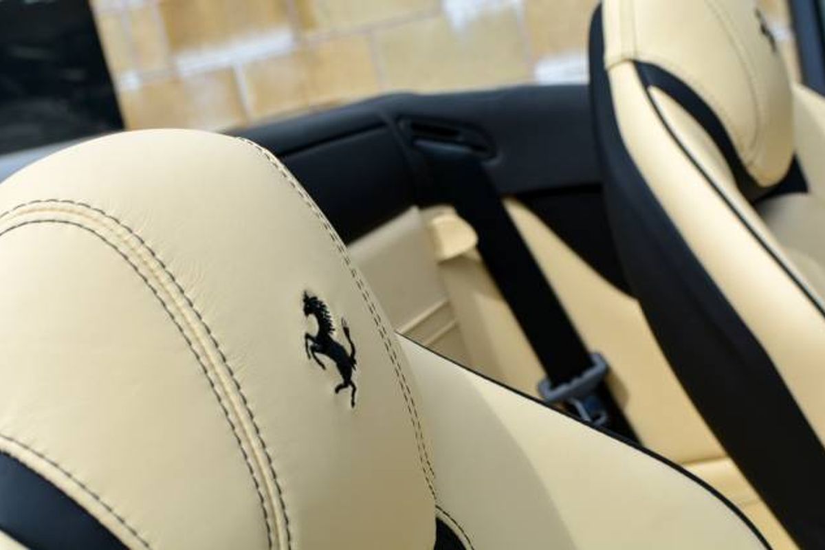FERRARI CALIFORNIA California 3.9 T (Start/Stop)