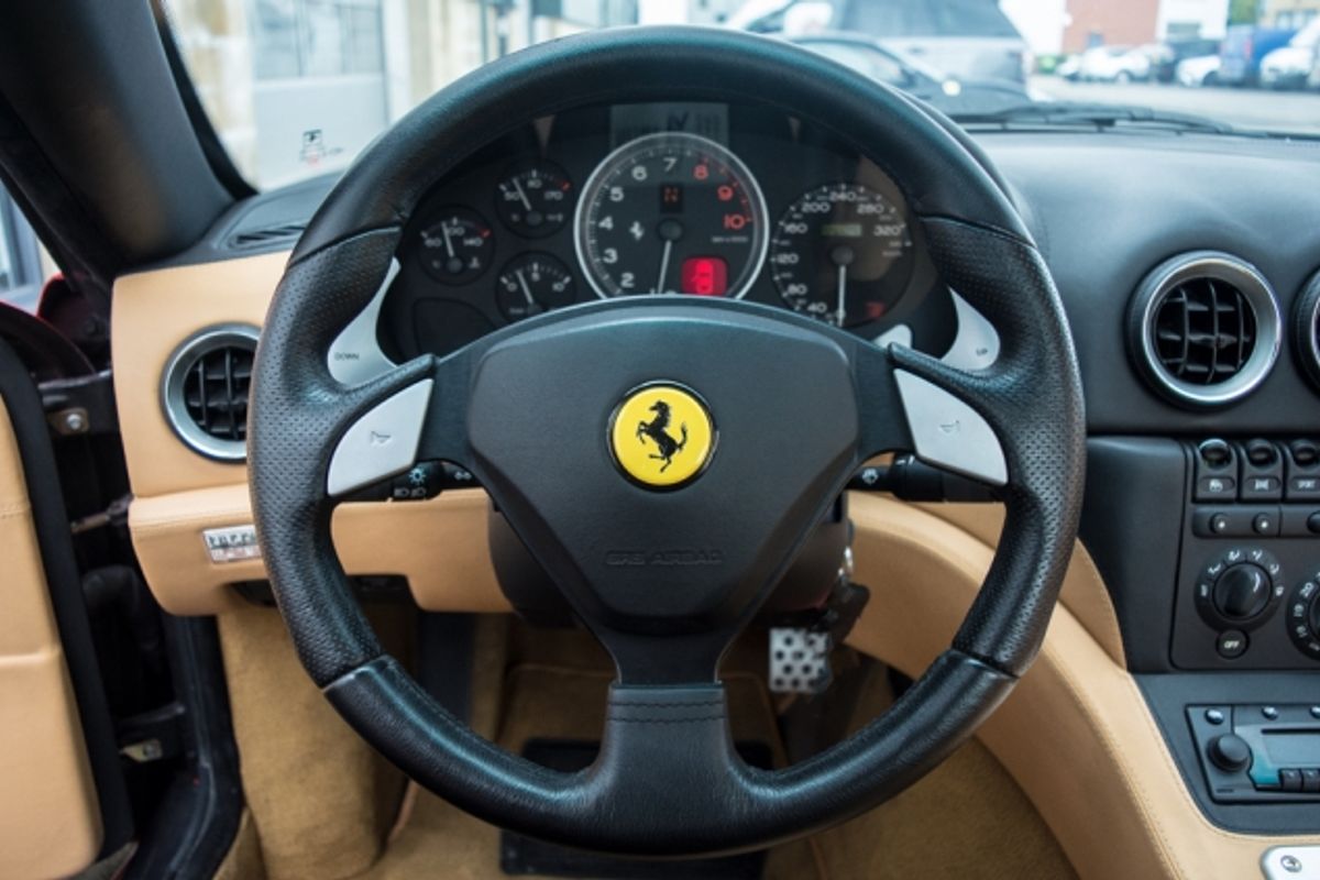 FERRARI 575M COUPE Maranello F1 Auto