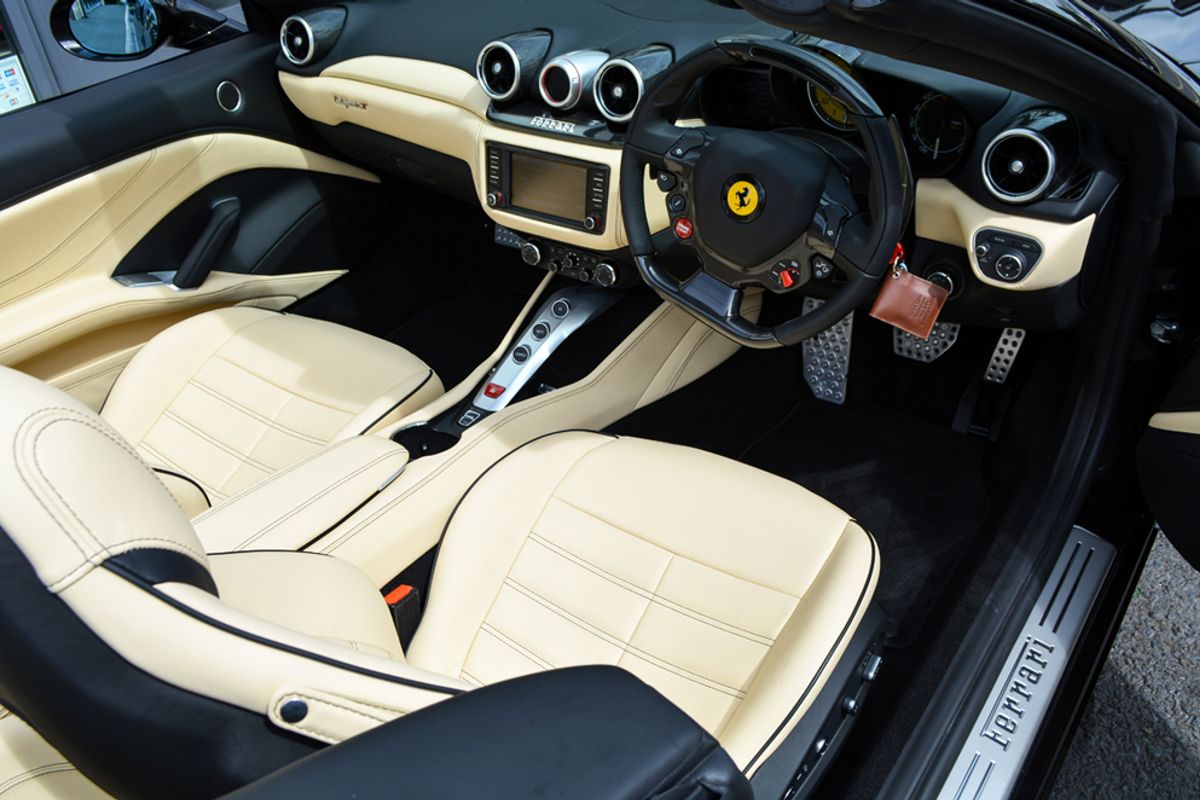 FERRARI CALIFORNIA California 3.9 T (Start/Stop)