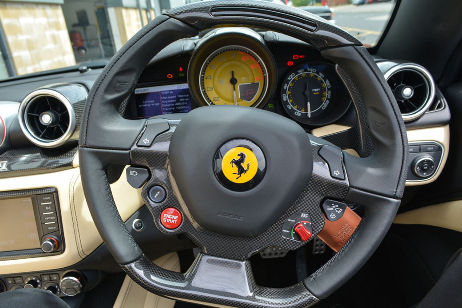 FERRARI CALIFORNIA California 3.9 T (Start/Stop)