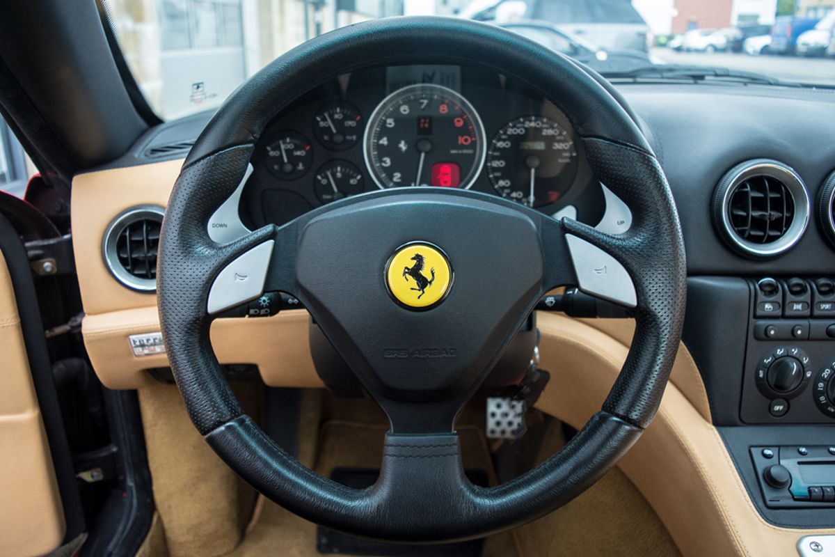 FERRARI 575M COUPE Maranello F1 Auto