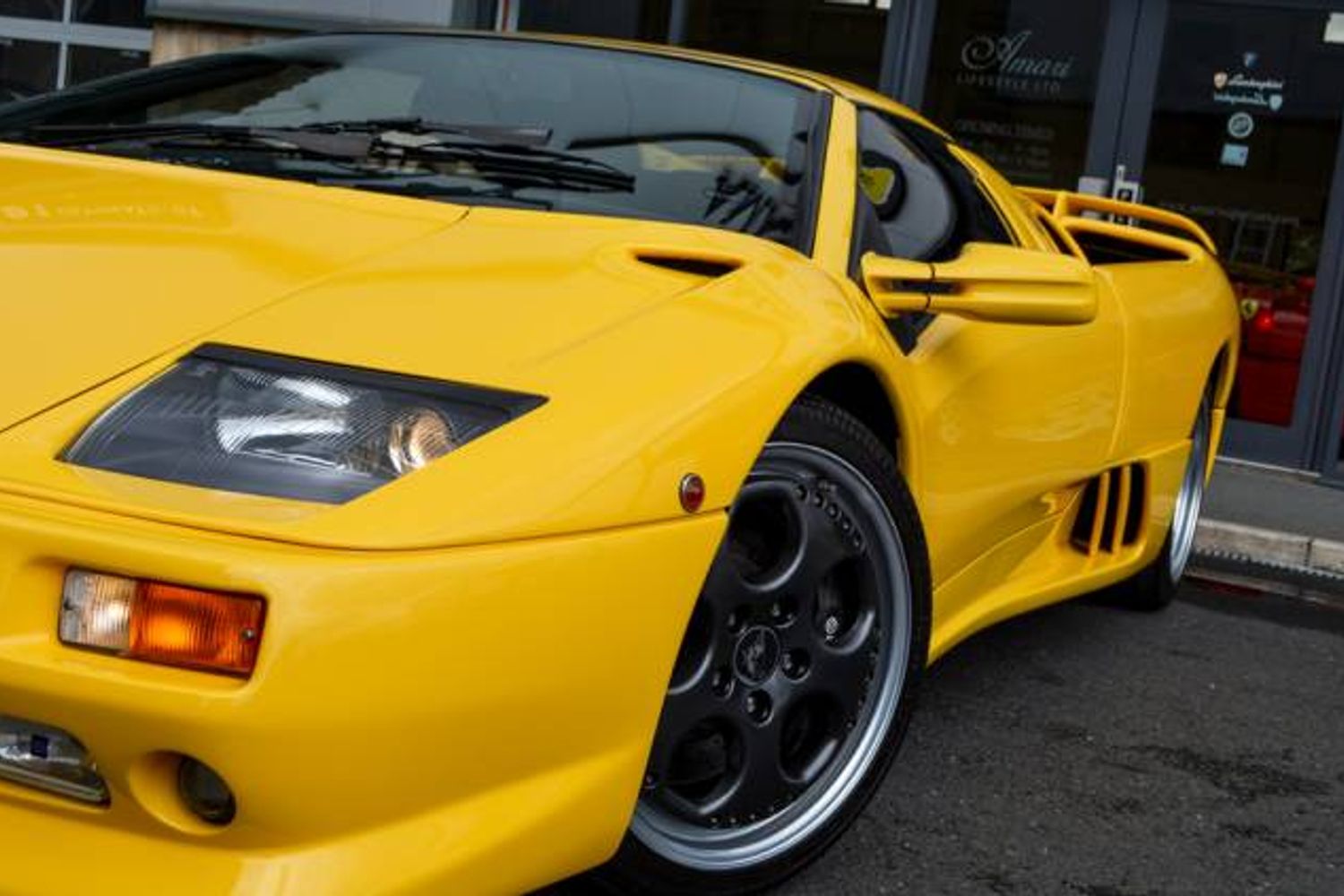 LAMBORGHINI DIABLO VT Roadster