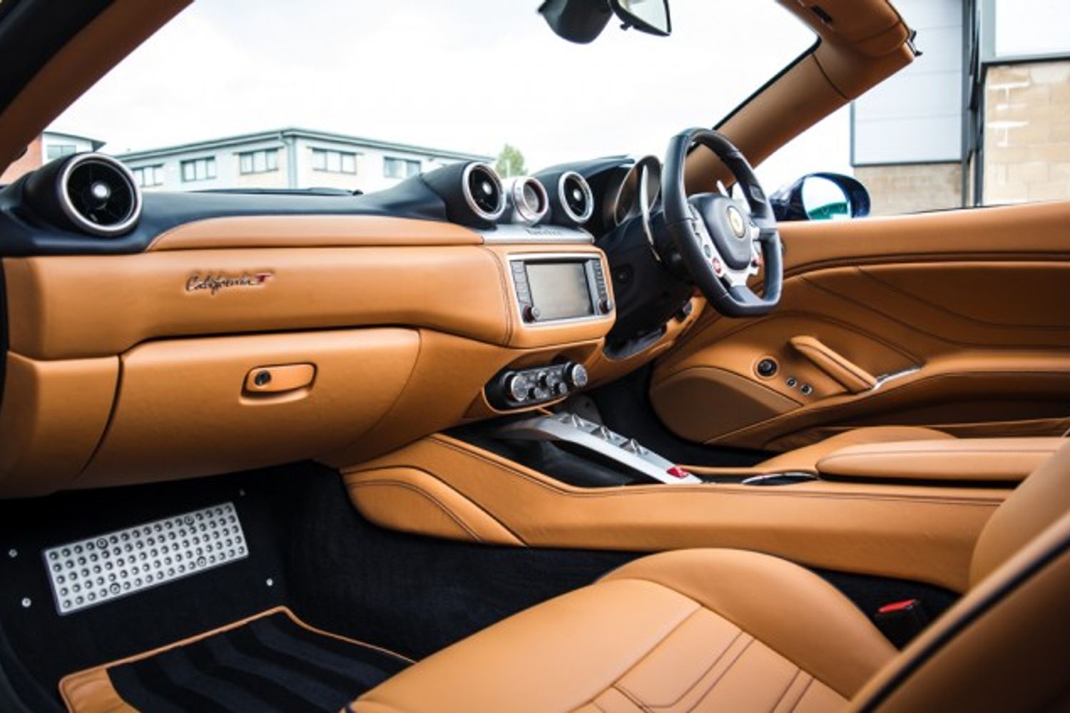 FERRARI CALIFORNIA CONVERTIBLE T Auto