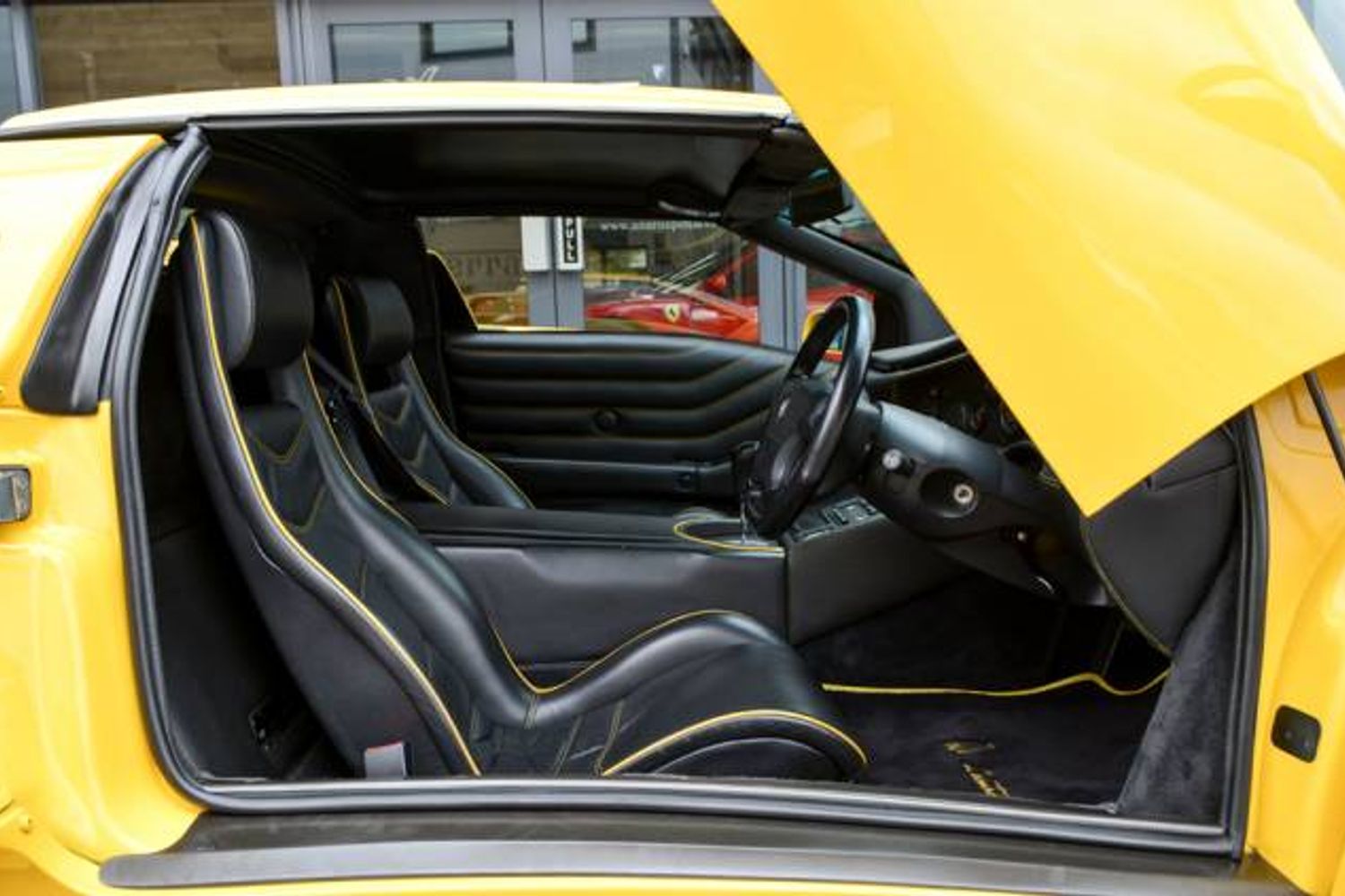 LAMBORGHINI DIABLO VT Roadster