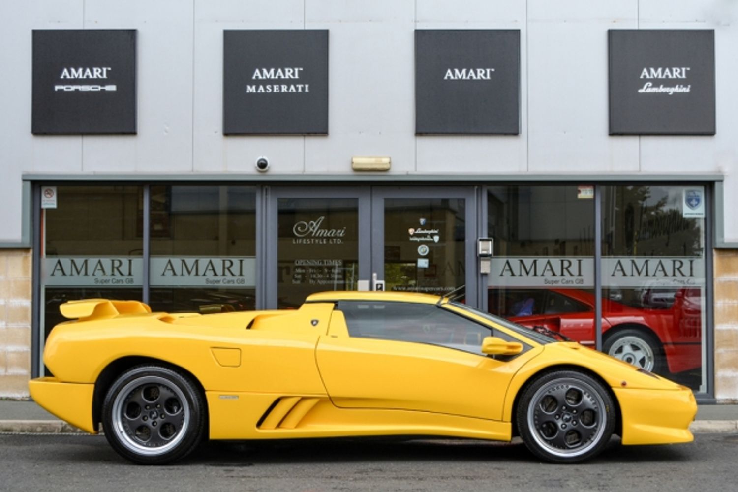 LAMBORGHINI DIABLO VT Roadster