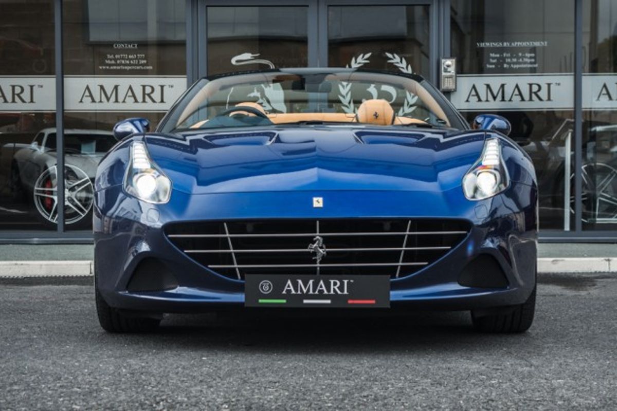 FERRARI CALIFORNIA CONVERTIBLE T Auto