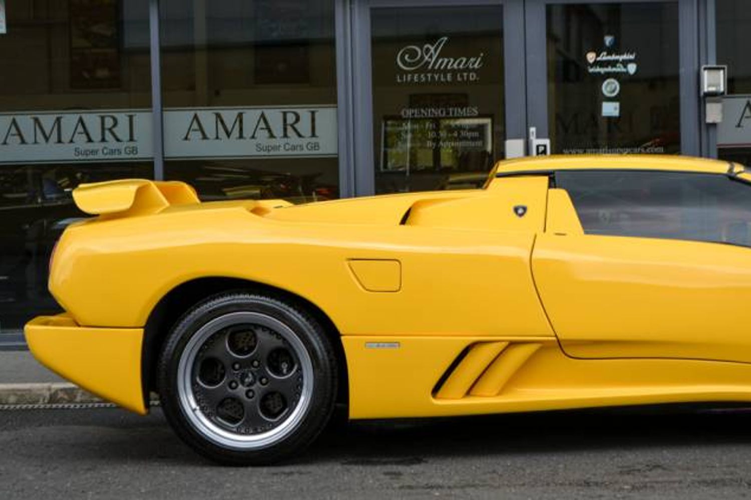 LAMBORGHINI DIABLO VT Roadster